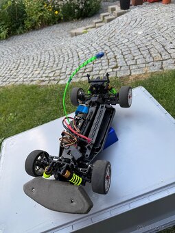 RC modely Yokomo a Kyosho včetně všeho - 4