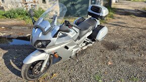 YAMAHA FJR 1300 - 4