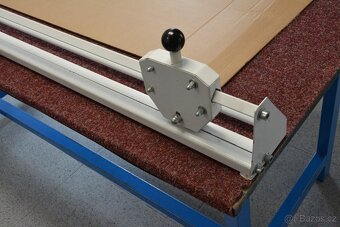 Řezačka na papír - karton 1500mm - 4