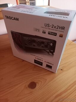 Tascam US 2x2 HR - 4