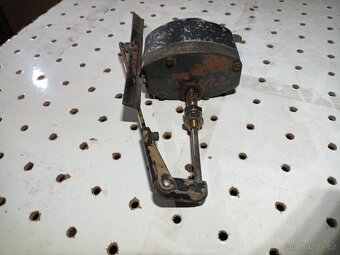 Avog motůrek stěračů - 4