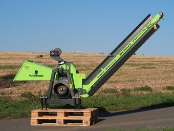 Štěpkovač špalíkovač za traktor do120mm s dopravníkem - 4