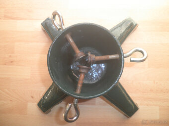 Stojan na vánoční stromek - 4