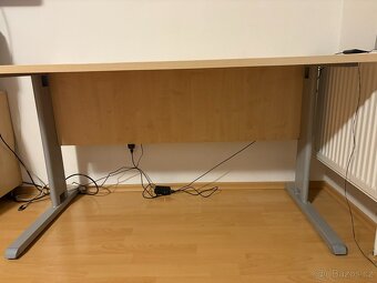 Kancelářský psací stůl 140x70 výška 73cm, vč. kontejneru - 4