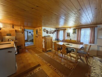 Prodej chaty/chalupy 128m² s pozemkem 688m² a garáží - 4