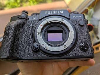 Fuji X-T4 (černá) + Fujinon XF 16-55mm f/2.8 R LM WR - 4