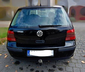 Volkswagen Golf - 4