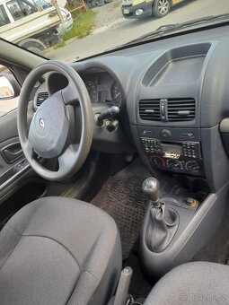 Renault Clio - 4