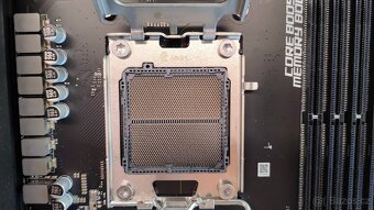 MSI PRO B650-S WIFI - 4