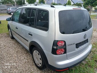 Volkswagen Touran CROSS 1.4 TSi - 4