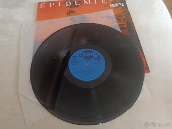 LP Epidemie - Punk 1990, SPS, Plexis, Kritická situace - 4