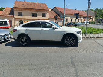 Mercedes Benz GLC 250 Coupe - 4