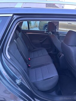 Volkswagen Golf - 4