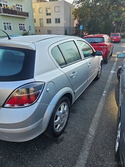 Opel Astra H, 1.6 benzín, r.v. 2008 - 4