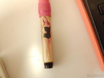 Retro kalkulačky, zapaloač, propiska - 4