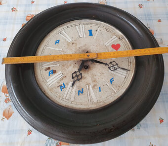 Starožitné hodiny, dvoje různé - 4