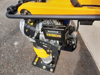 Vibrační pěch (dusadlo) VS80S Lumag - 4