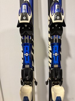 Lyžařský set - lyže, lyžáky, hole - 4
