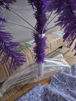 Nový vánoční stromek 150 cm a koberec pod stromek - 4