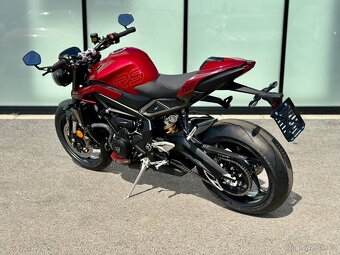 Nový Triumph Street Triple 765 RS sleva 25000 Kč - 4