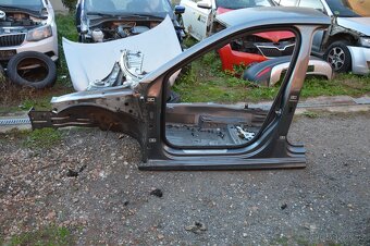 Levá přední čtvrtka pravý nosník Octavia IV - 4