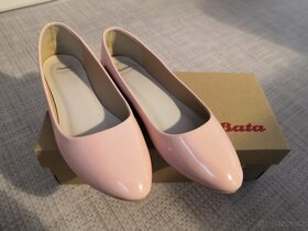 Světle růžové dívčí baleríny Baťa vel. 36 - 4