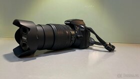 NIKON D3300 + Nikon 18-105 mm f/3.5-5.6G ED VR AF-S DX Nikko - 4