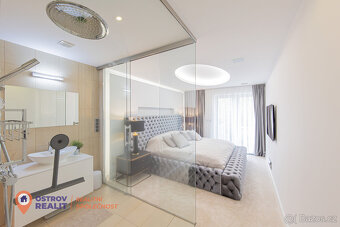 Prodej, rodinný dům s wellness, jezírkem, pozemek 1034 m2, Š - 4