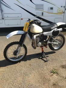 Yamaha yz465 - 4