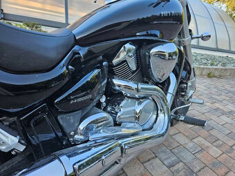 Suzuki Intruder VZR 1800 - 4