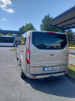 Prodám Ford Tourneo Custom TITANIUM 2.0 - 4