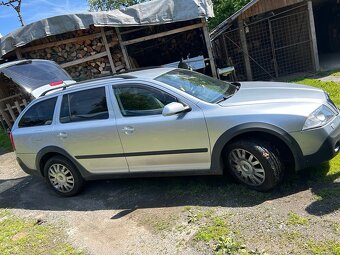 Škoda octavia scout - 4