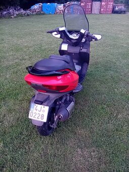 Malaguti Madison 250RS - 4