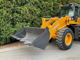 Kloubový nakladač CR30 , kolový nakladač 3000 kg - 4