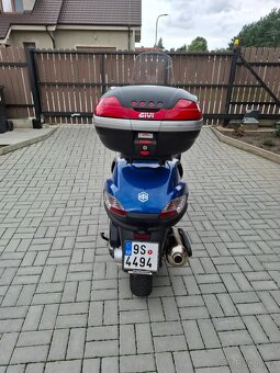 Piaggio MP3 400 i.e. - 4