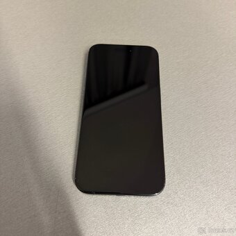 iPhone 15 Pro 128GB modrý, 100% baterie, rok záruka - 4