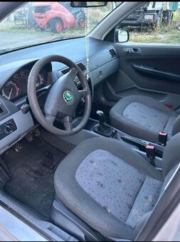 Škoda Fabia 1 kombi 1.2htp 1.4mpi Stříbrná - 4