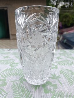 Malá váza - výška 20,5cm, průměr 9cm - 4