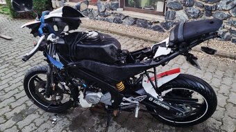 YAMAHA YZF-R 125 2009 DÍLY - 4