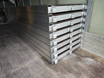 Prodám lešení Layher blitz 73  HLINÍKOVÉ  100m2 (Alfix) - 4