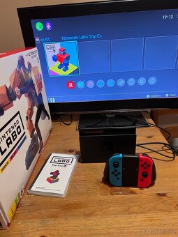 Nintendo Switch V2 Neon Blue & Red+ LABO Robot - 4