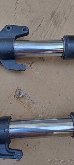 Aprilia RS 125 přední vidlice - 4