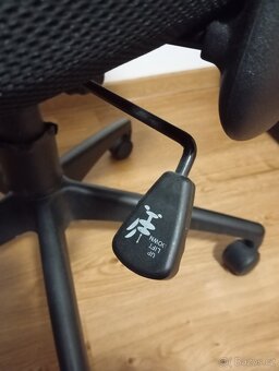 otočná židle nastavitelná (viz foto) - 4