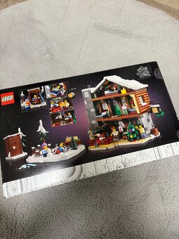 Lego ICONS 10325 - 4
