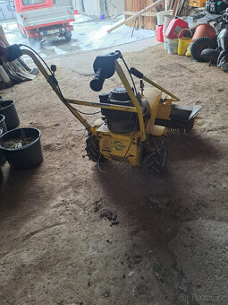 Zametací koště Honda - 4