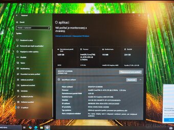 Intel i3, 4GB RAM, 256GB SSD - 4