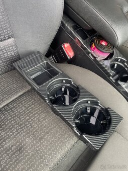 Nový držák na nápoje BMW E46 CARBON LOOK - 4