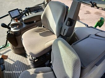 Traktor John Deere 6105R - 4