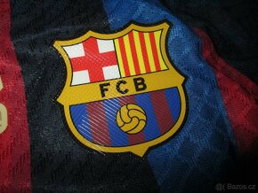 Futbalový dres FC Barcelona 2022/23 sempr3 Piqué - 4