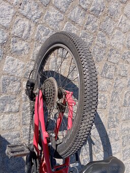 Prodám dětské kolo GT Stomper 20'' Prime 2020 - červená - 4